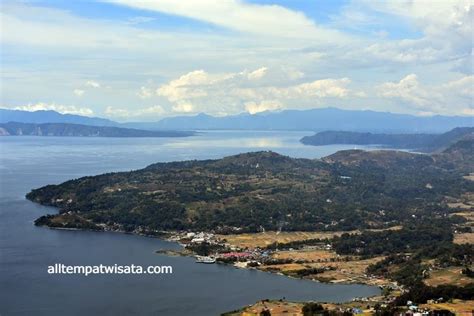 86 Tempat Wisata di Sumatera Utara yang Terdiri dari Kabupaten..