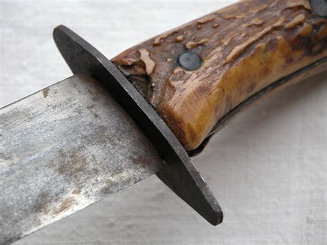 Contemporary Makers: Antique Knife