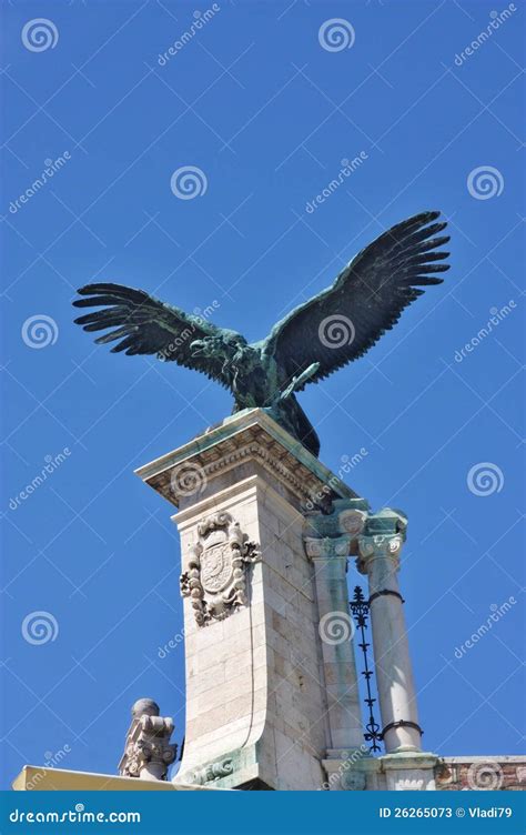 Turul statue in budapest stock image. Image of eagle - 26265073