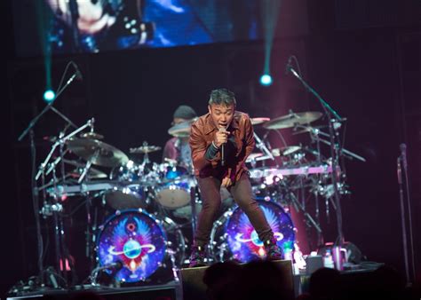 Journey's packed concert reveals 'boomers can't — and won't — stop ...