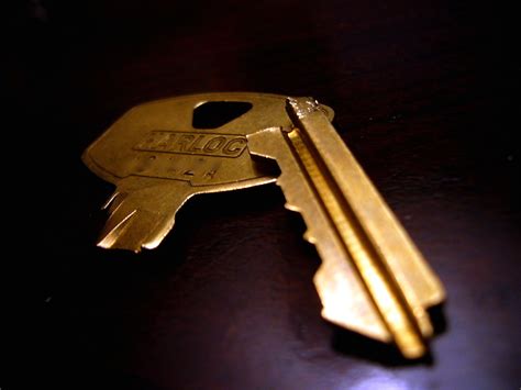 How to Remove a Broken Key from a Lock: Tips and Tricks