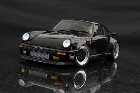 AUTOart 1:18 Porsche 911 (930) Turbo Blackbird (Wangan Midnight ...