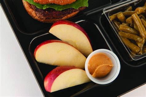 Apples & Spicy Peanut Butter – School Nutrition Association