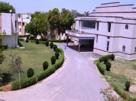 Birla Public School Vidya Niketan, Pilani - EducationWorld