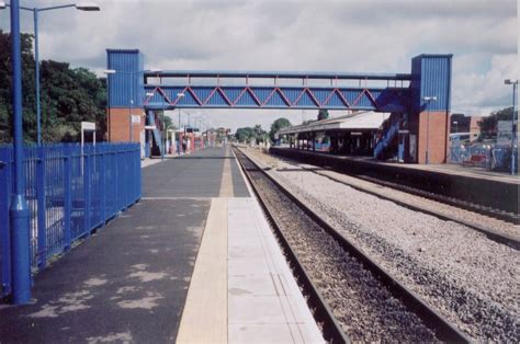 Princes Risborough railway station © Nigel Thompson cc-by-sa/2.0 :: Geograph Britain and Ireland