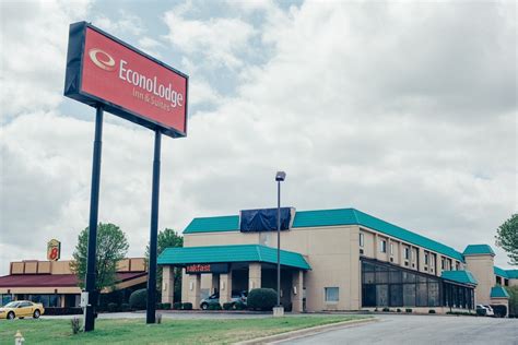 Econo Lodge Inn & Suites | Visit Joplin