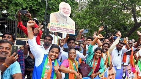 In photos | Huge crowd greets PM Modi during roadshow in Chennai ...