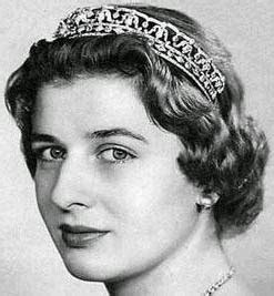 Tiara Mania: Queen Mary of the United Kingdom's Diamond Bandeau