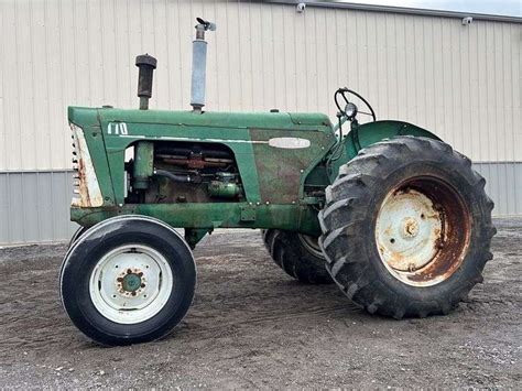 Oliver 770 Standard - Aumann Auctions, Inc.