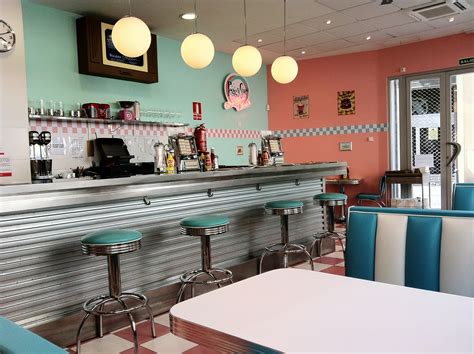 Pin by Jennifer Loyd on New Home Ideas | Retro diner, Diner aesthetic ...