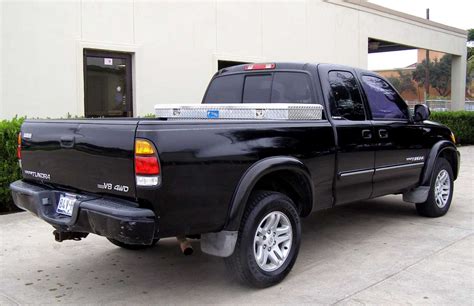 2003 Toyota Tundra - Information and photos - MOMENTcar