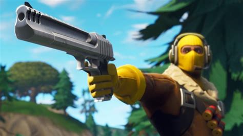 Fortnite Hand Cannon: How Powerful Is the Fortnite Desert Eagle?