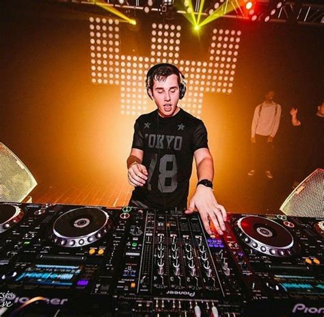 Chris Comstock to Release New Music Under Dotcom Alias (not Marshmello) - EDM.com - The Latest ...