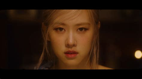 BLACKPINK ROSÉ Solo MV Teaser Screencaps (4K) - K-Pop Database / dbkpop.com