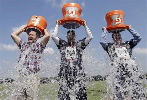 How PR & Social Media Met the Ice Bucket Challenge to Raise Millions ...