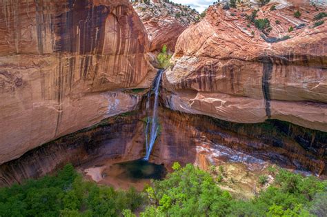 Lower Calf Creek Falls in Utah 2024 - Rove.me