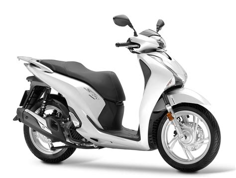 HONDA SH 150i ABS, 2017: Το καλό... καλύτερο - SCOOTERNET