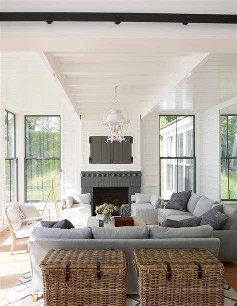 House & Home - Find Your Cottage Style: 45+ Modern & Minimal Summer Spaces