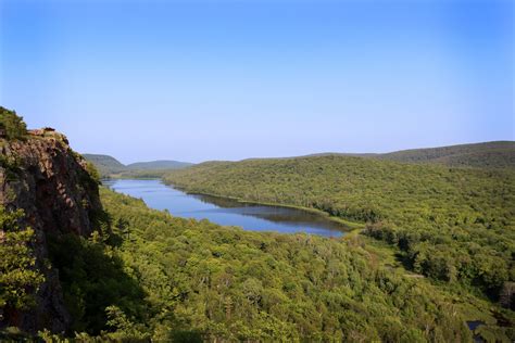 Lake Of The Clouds – The Porcupine Mountains & Ontonagon Area