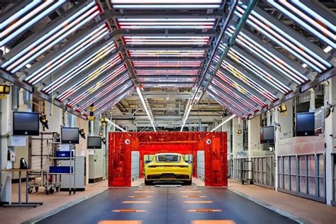 Porsche upgrades its main production plant in Zuffenhausen