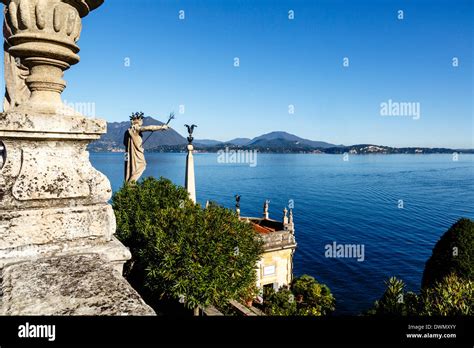 Isola bella gardens hi-res stock photography and images - Alamy