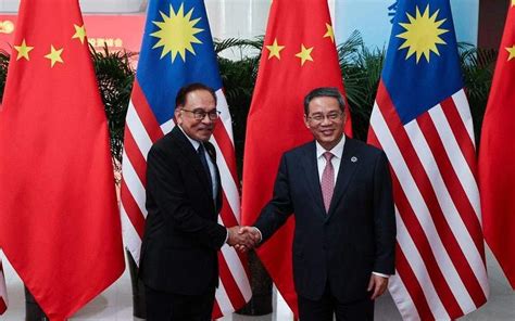 Malaysian Prime Minister Anwar Strengthened Malaysia-China Relations during China-ASEAN Expo ...