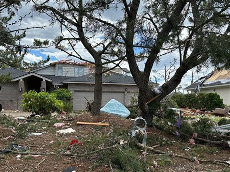 More Virginia Beach Tornado Aftermath (April 30 2023) : r/tornado