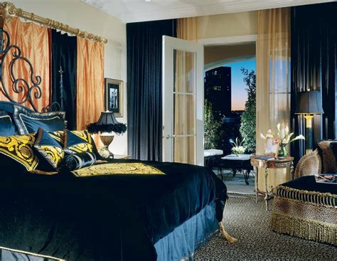 Hotel ZaZa, Dallas | Luxury hotel design, Luxury hotels interior, Hotel suite luxury