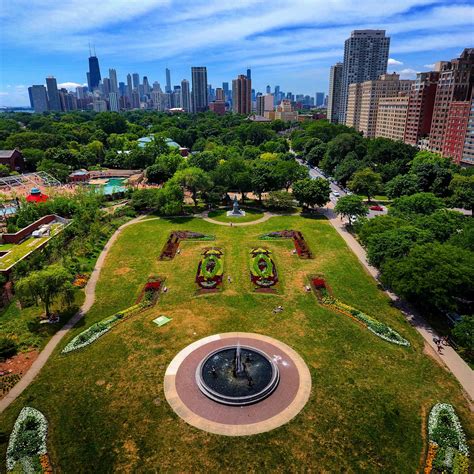 Lincoln Park by drone : r/chicago