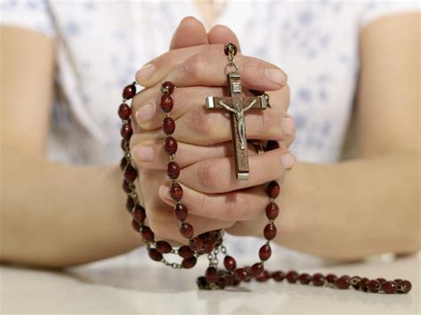 Prayers of the Rosary - Sicilian Girl