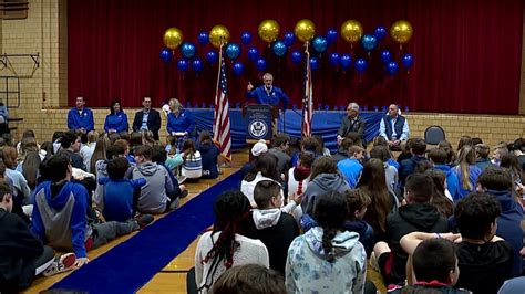 Canfield Middle School celebrates state education award | WKBN.com