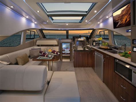 2014 Carver Yachts C37 | Top Speed