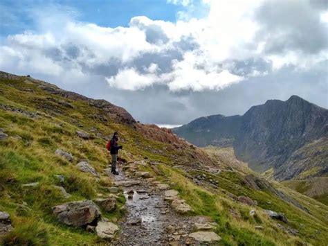 The Pyg Track Snowdon: A Complete Hiker's Guide to the Tallest Peak in ...