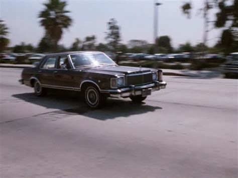 IMCDb.org: 1975 Mercury Monarch in "CHiPs, 1977-1983"