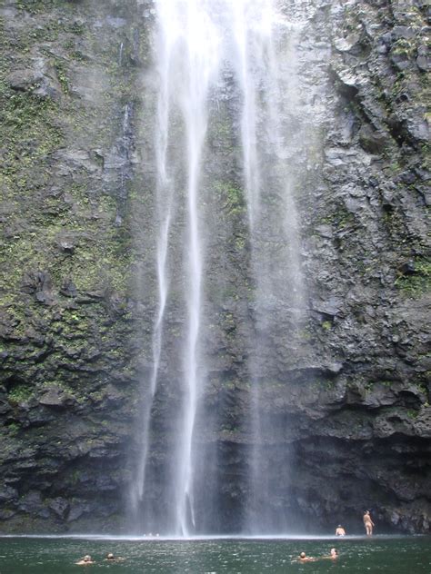 Kauai Waterfall | On the Kalalau trail | Scot Fullerton | Flickr