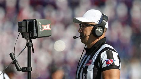 Fans livid at referee Scott Campbell, Big 12 officials for missed calls in Texas loss to Alabama ...