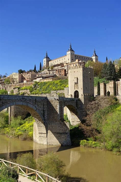 Toledo, Alcantara Bridge, Spain Stock Photo - Image of severando, bridge: 115240906