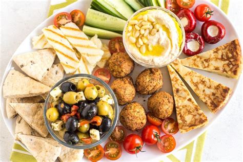 How to make an easy vegetarian mezze platter - Easy Cheesy Vegetarian