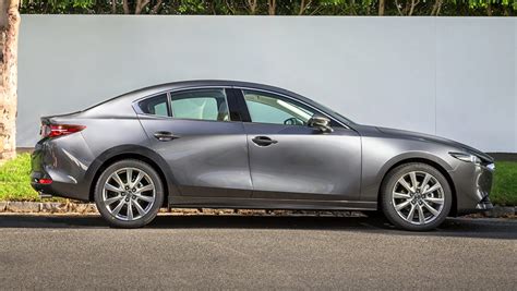 Mazda 3 sedan 2019 pricing and specs confirmed - Car News | CarsGuide