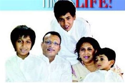 Annu Kapoor family photos | Celebrity family wiki