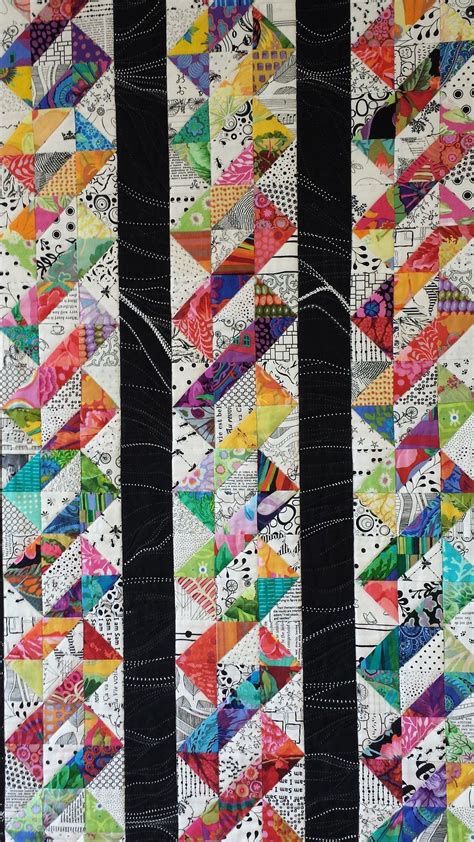 Gorgeous triangle scrap quilt | Quilts, Scrap quilt patterns, Scrappy quilt patterns