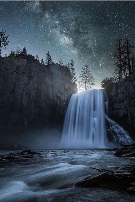 waterfall night stars view nature | Nature photography, Dark art photography, Landscape photography