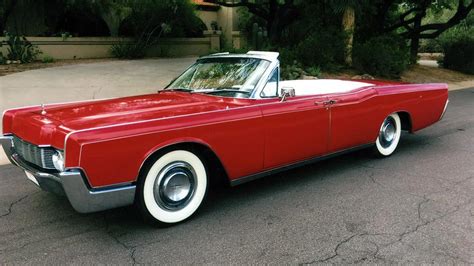 1967 Lincoln Continental Convertible VIN: 7Y86G841938 - CLASSIC.COM