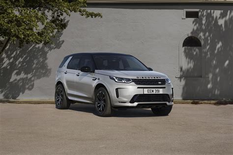 2022 Land Rover Discovery Sport price and specs | CarExpert