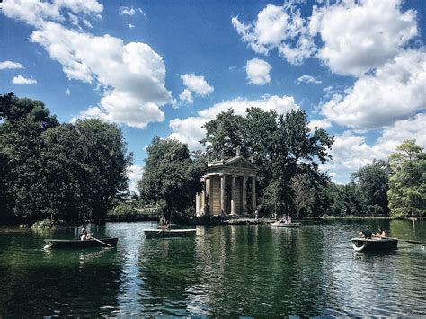 Villa Borghese gardens, Rome : travel