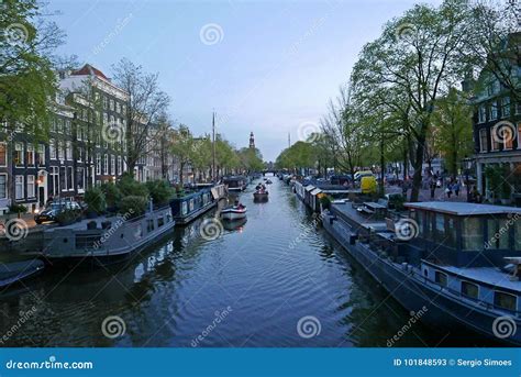 Canals of Amsterdam by Night Editorial Stock Photo - Image of house, evening: 101848593