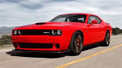 Dodge Challenger SRT Hellcat 2015 Review | CarsGuide