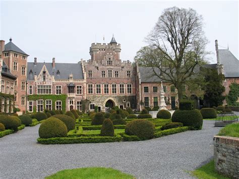 Gaasbeek Castle. Centuries of ravage and pillage