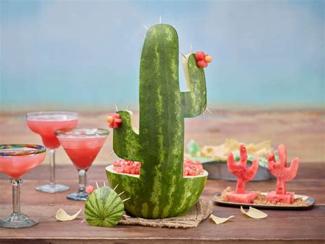 Watermelon Carving Ideas for Parties - Slick Housewives