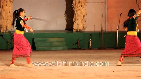 Girls with swords: Thang ta martial arts in Manipur, India - YouTube